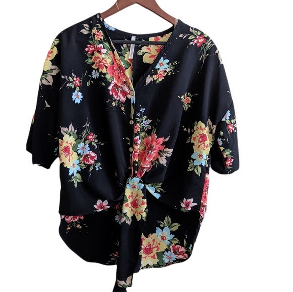 My Story BEAUTIFUL floral Top - Picture 1 of 8